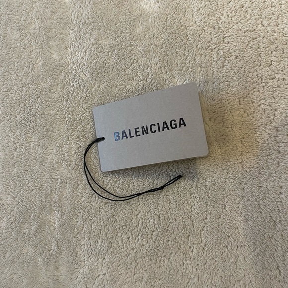 Authentic Balenciaga Shirt - Picture 2 of 5